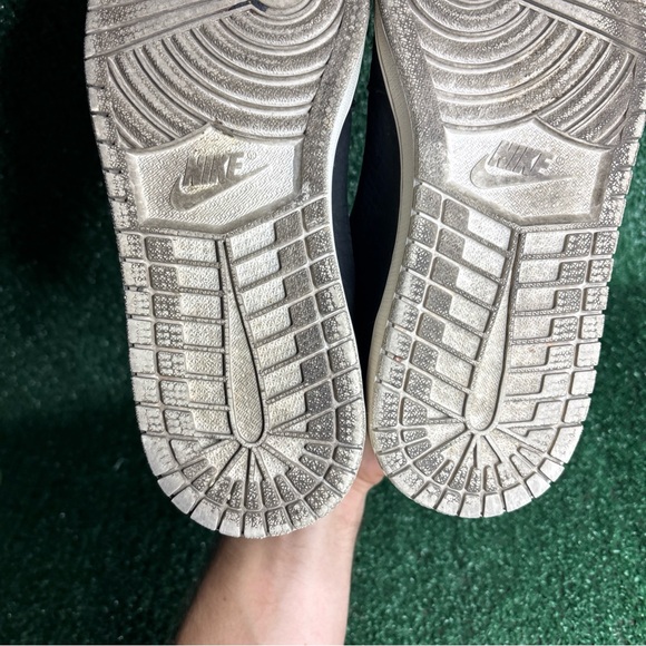 Size 10.5 - Air Jordan 1 Retro Low Swooshless Black - Picture 10 of 12